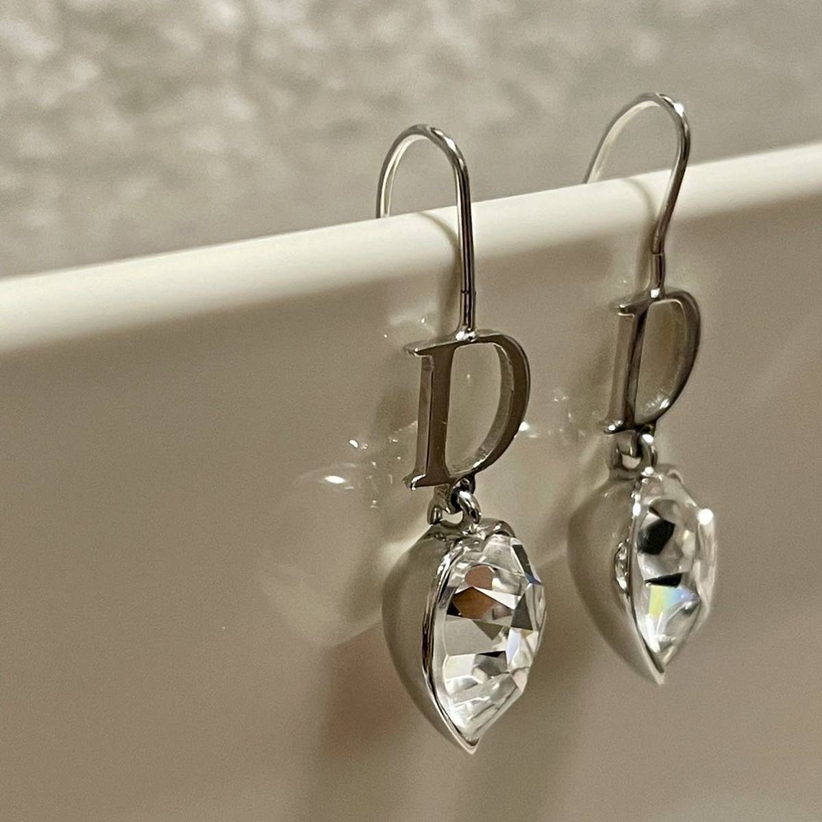 冬バーゲン☆特別送料無料!】 ハート大粒クリスタル ディオール Dior