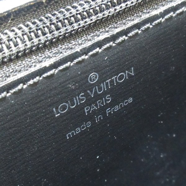 ルイヴィトン LOUIS VUITTON レザー（LVロゴの刻印入り） ノワール