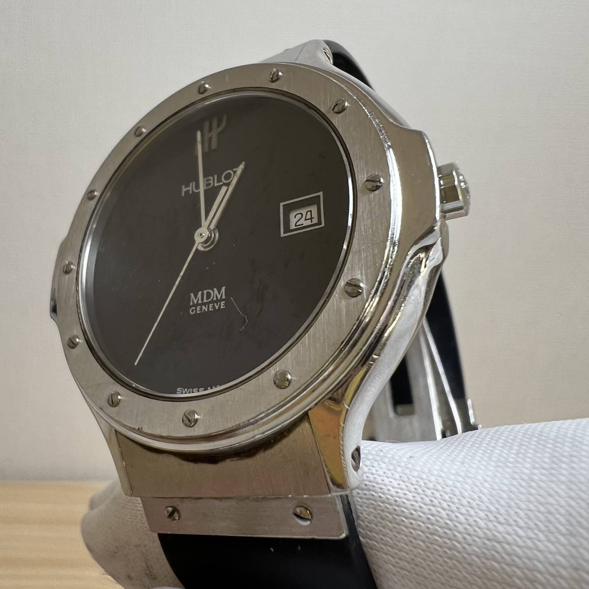 稼働品】HUBLOT MDM 1401.1 SS Quartz 純正ラバーベルト 腕時計