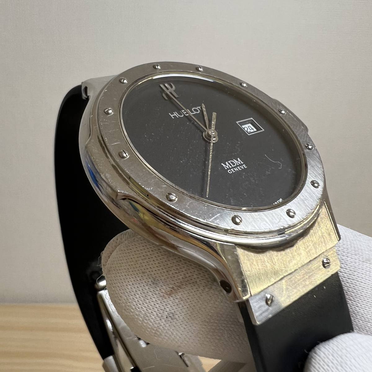 稼働品】HUBLOT MDM 1401.1 SS Quartz 純正ラバーベルト 腕時計
