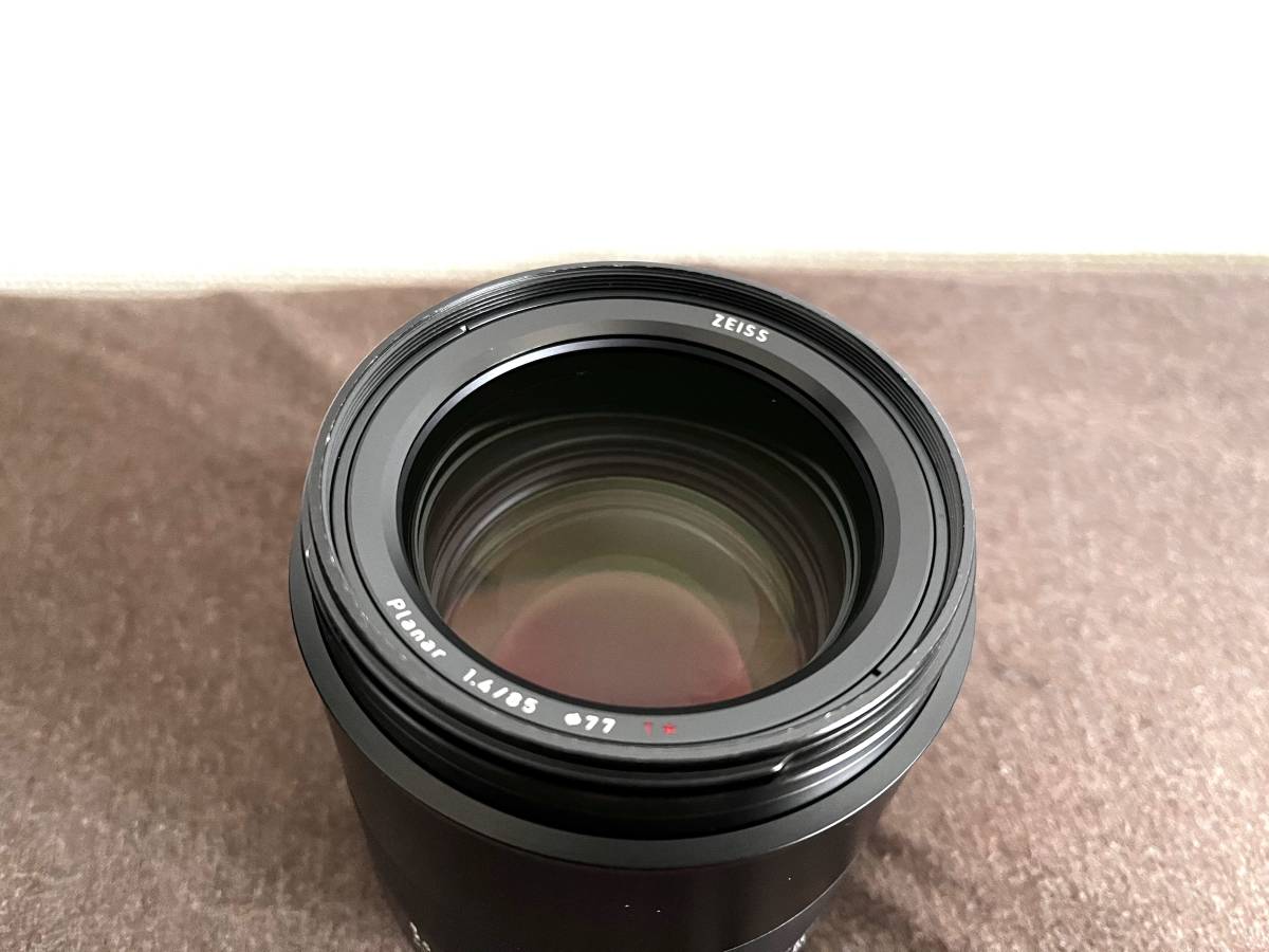 ZEISS Milvus 1.4/85 ZE 単焦点レンズ Canon EFマウント f1.4 85mm
