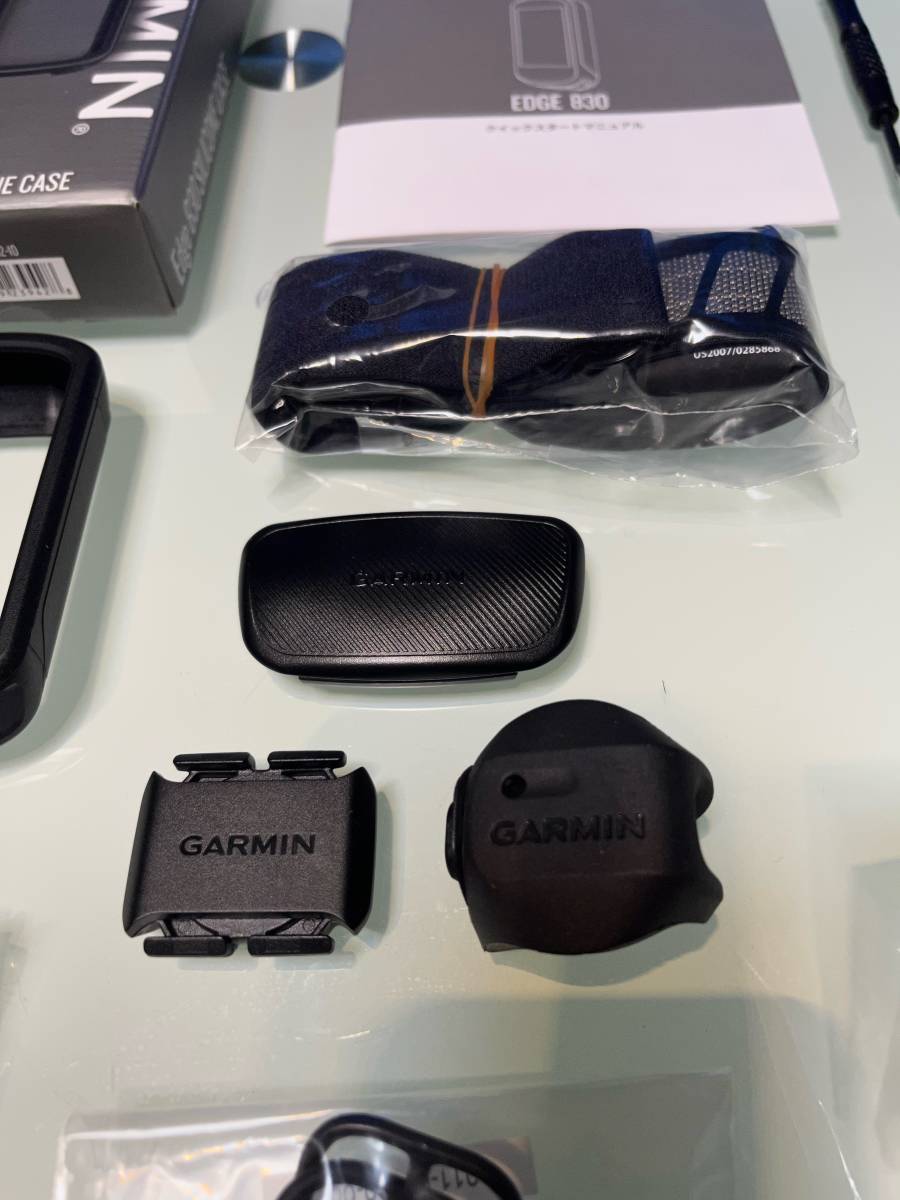 大量入荷 ガーミン 美品 GARMIN EDGE 純正シリコンケース & 830