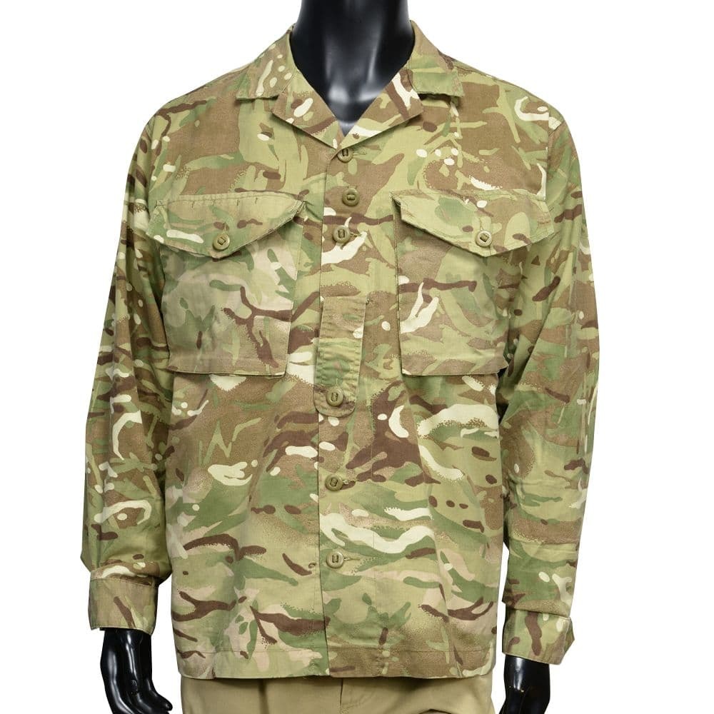 イギリス軍放出品 コンバットジャケット MTP迷彩 BDU ボタン留め [ 190/104 / 可 ] 軍払い下げ品_画像1