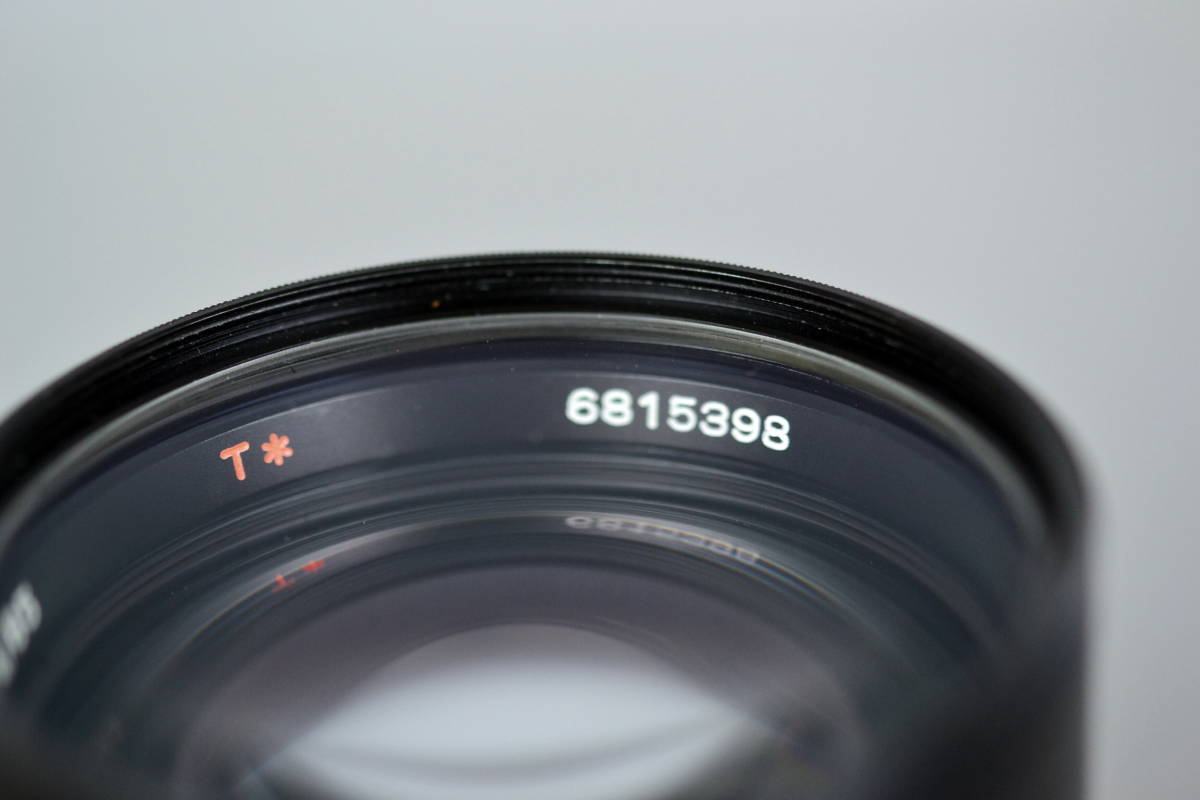 A)【美品】レンズ CONTAX Carl Zeiss Planar 1.4/85 T* レンズキャップ