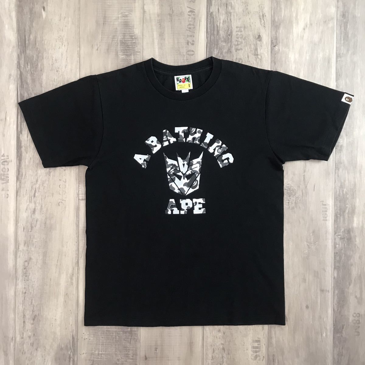 トランスフォーマー × BAPE camo カレッジロゴ Tシャツ Sサイズ a bathing ape エイプ ベイプ Transformers milo 迷彩 0258_画像1