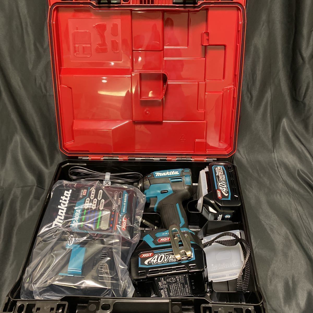 1000円~ makita マキタ 40V 充電式 インパクトドライバ TD002GRDX