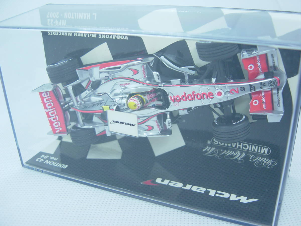 送料300円～ MINICHAMPS 1/43 McLaren MP4-22 #2 L.HAMILTON マクラーレン ルイス・ハミルトン_画像6