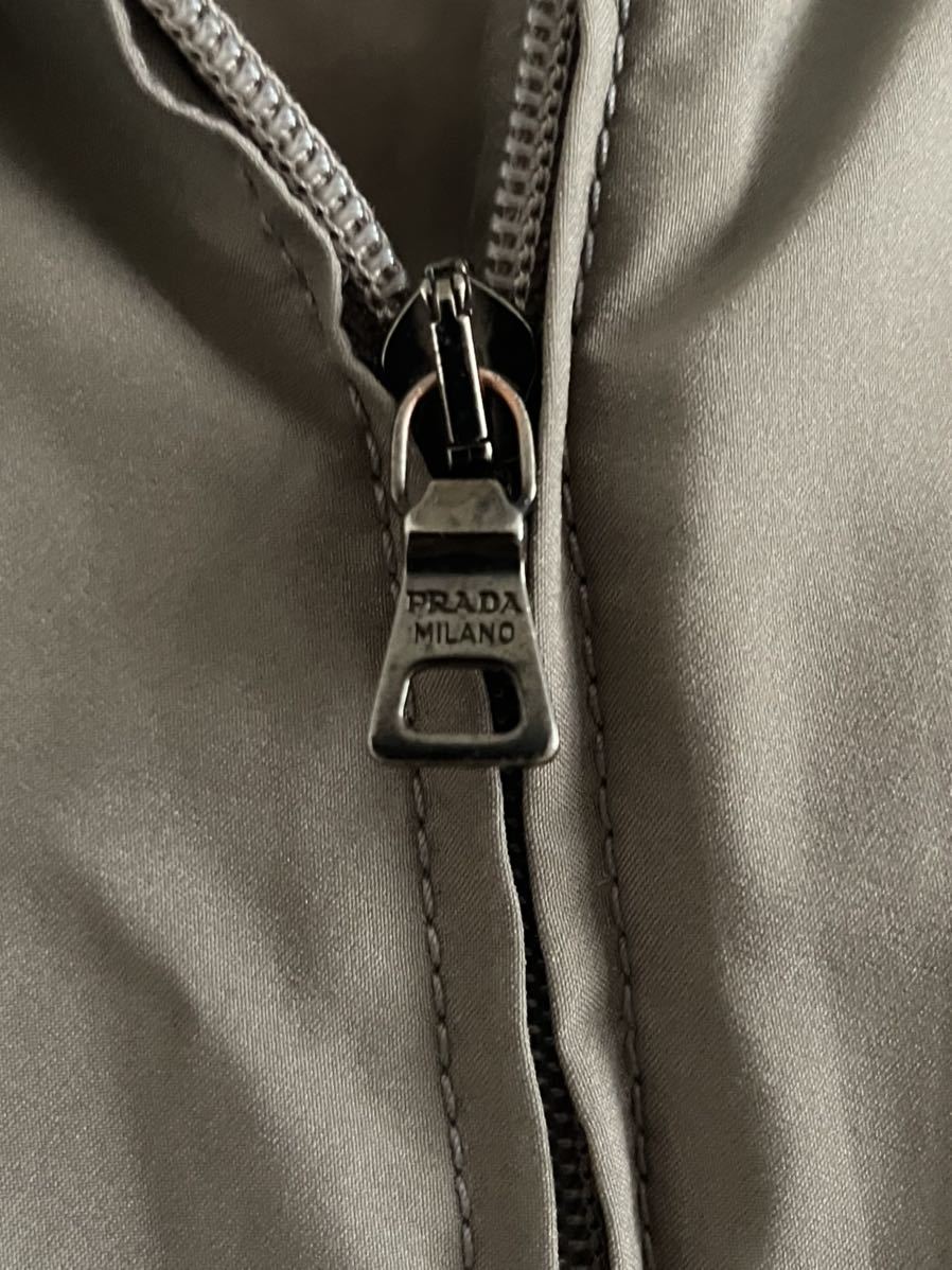 プラダ PRADA ジップアップ ダウンコート ジャケット y363