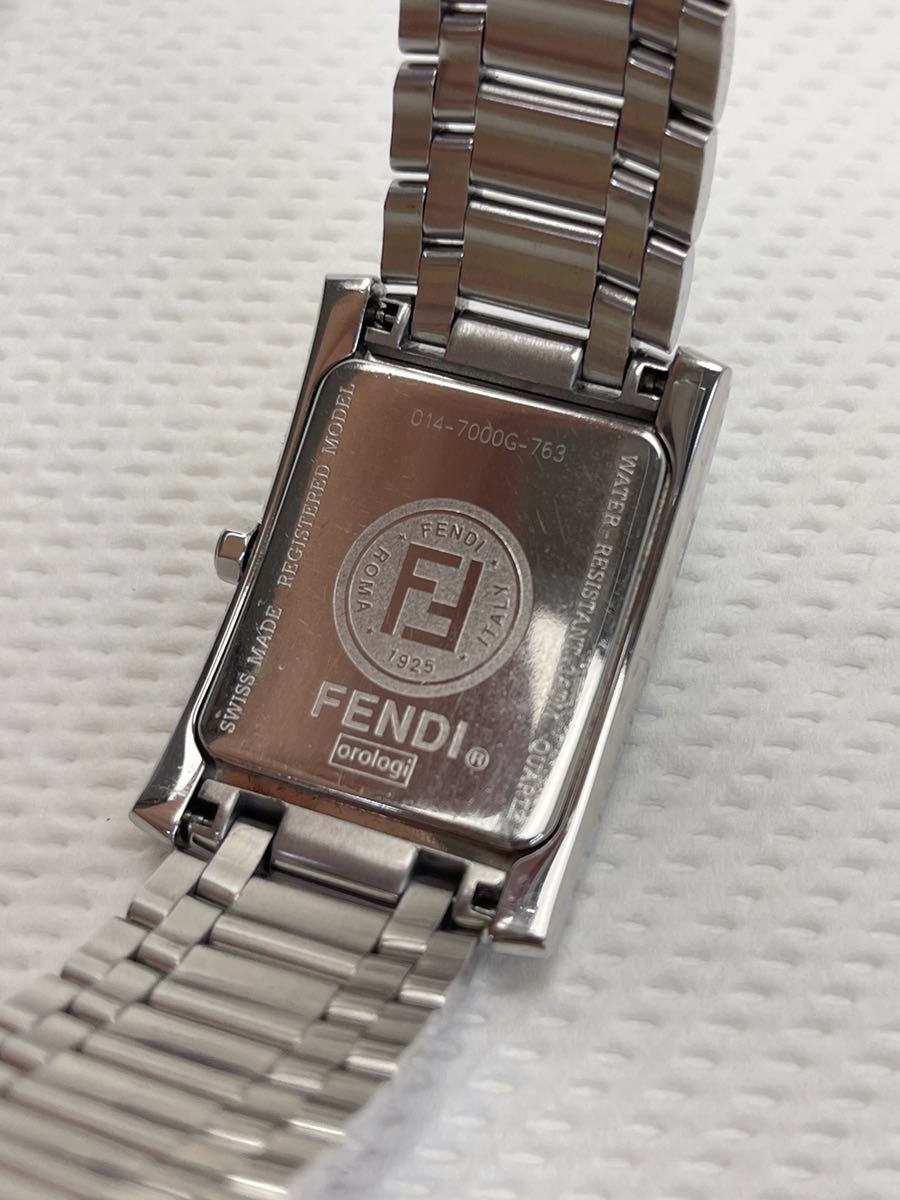 フェンディ FENDI 7000G スモセコ ブラック文字盤 スクエア 腕時計
