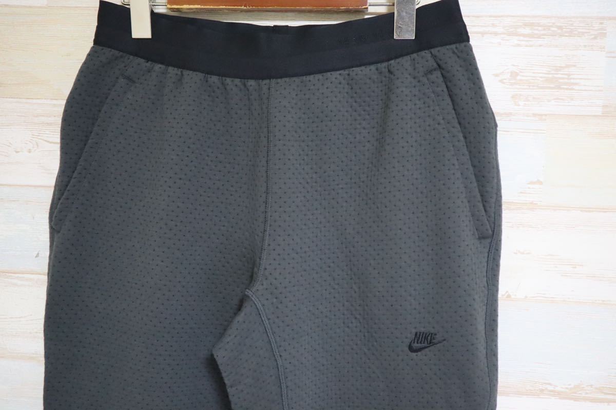 新品 定価15400円 Sサイズ ナイキ NIKE テックパック サーマ 新品 定価15400円 Sサイズ ナイキ NIKE テックパック サーマ
