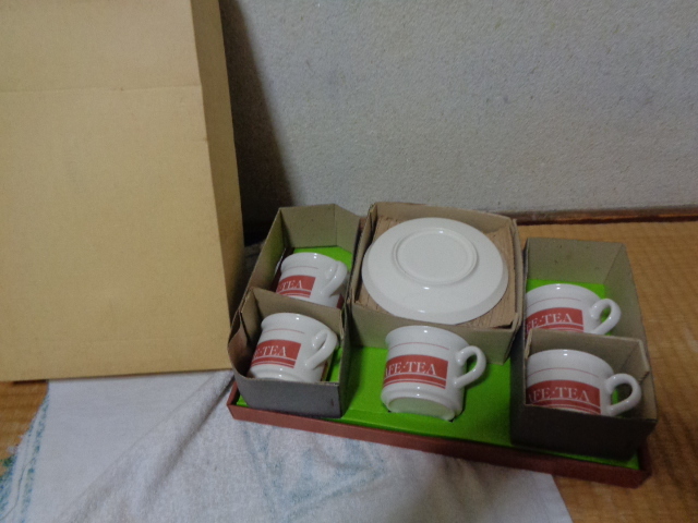 AKURA-カップ＆ソーサー 5客セット/コーヒーカップorティーカップ/箱入未使用品-長期保管品の画像1