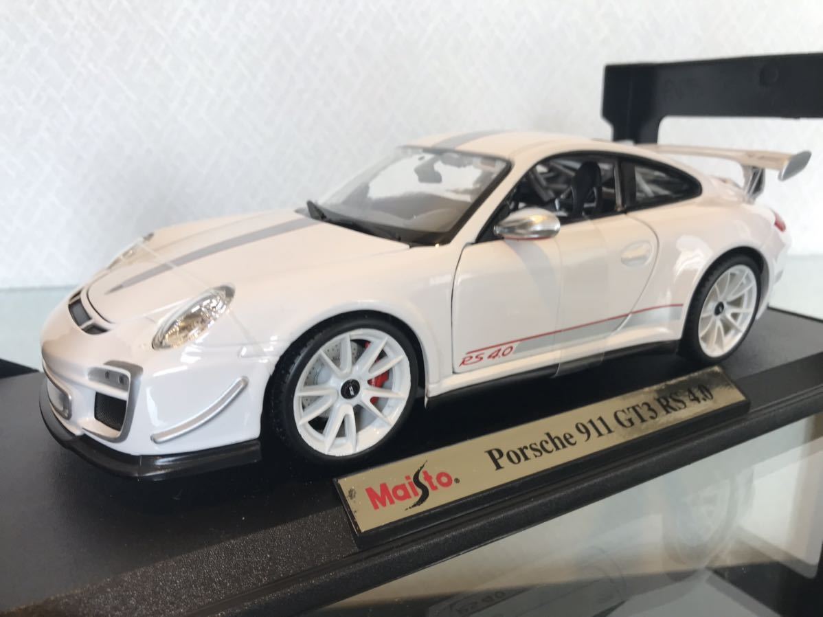 っています ヤフオク! - オートアート18分1ポルシェ997gt3rs 4 0