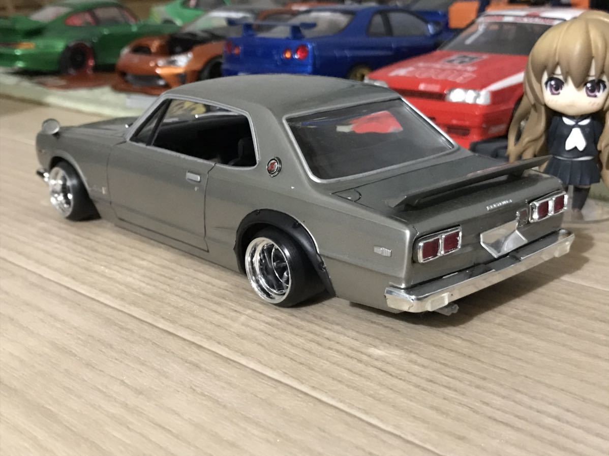 送料無料　プラモデル　完成品　1/24 日産　スカイライン　ハコスカ　旧車　街道レーサー　シャコタン　NISSAN SKYLINE_画像5