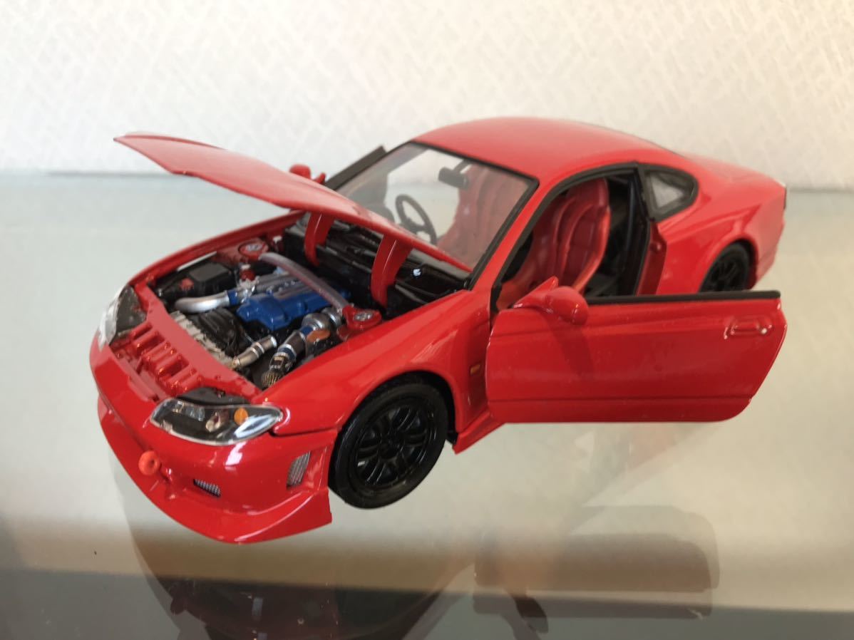 送料無料　1/24 プラモデル完成品とミニカーセット　日産　シルビア S15 ベルテックス　ドリフト　アオシマ NISSAN SILVIA DRIFT SR20DET_画像3