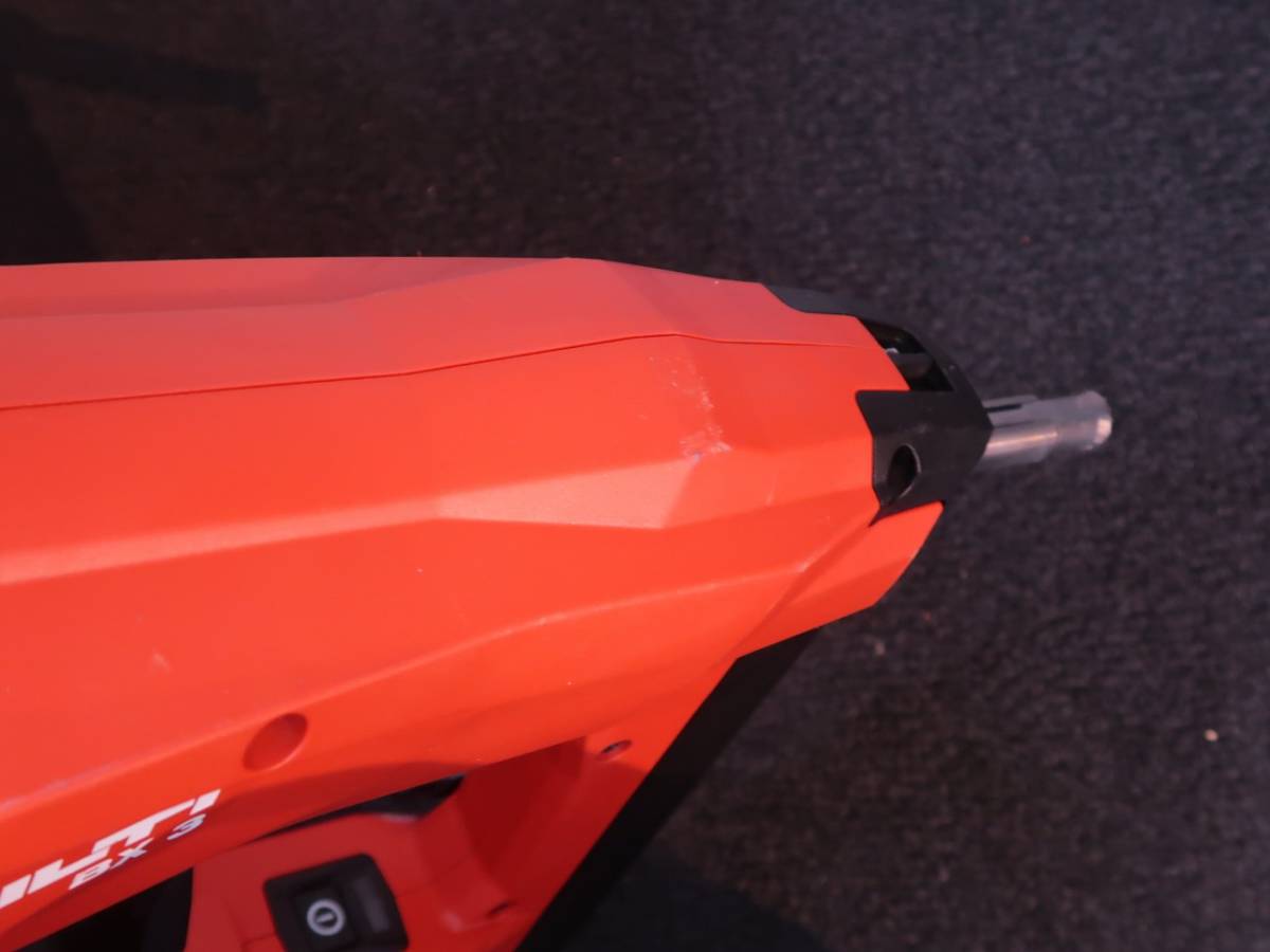 美品 HILTI ヒルティー 充電式 鋲打機 BX3-L バッテリ2個 充電器 動作