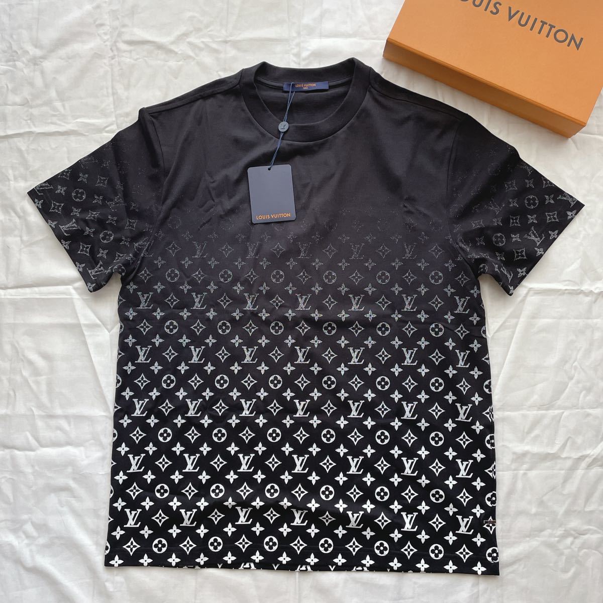 LouisVuitton モノグラム　グラディエントTシャツ　新品タグ付き　日本国内直営店購入