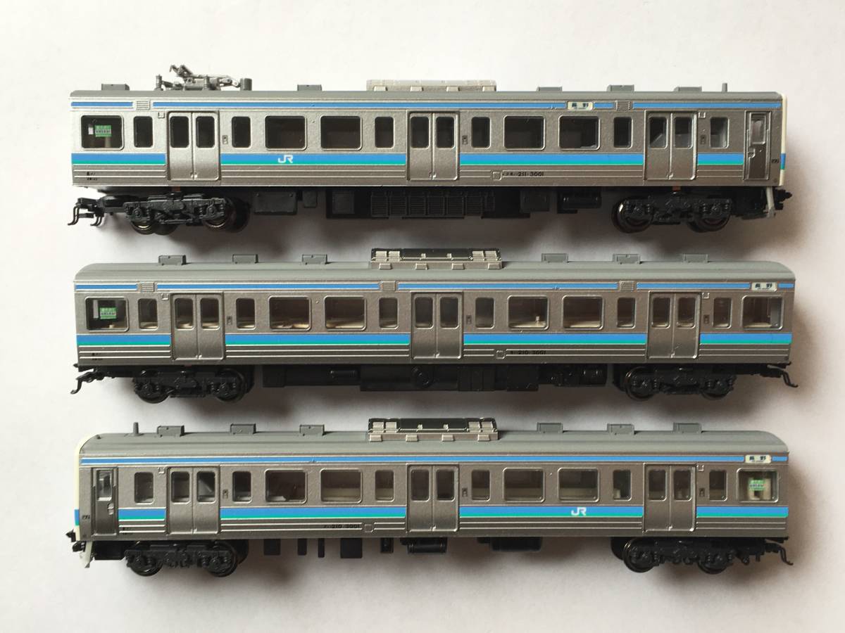 日本未発売】 幕仕上品 211系 2000番台 長野色 10-1425 KATO 6両
