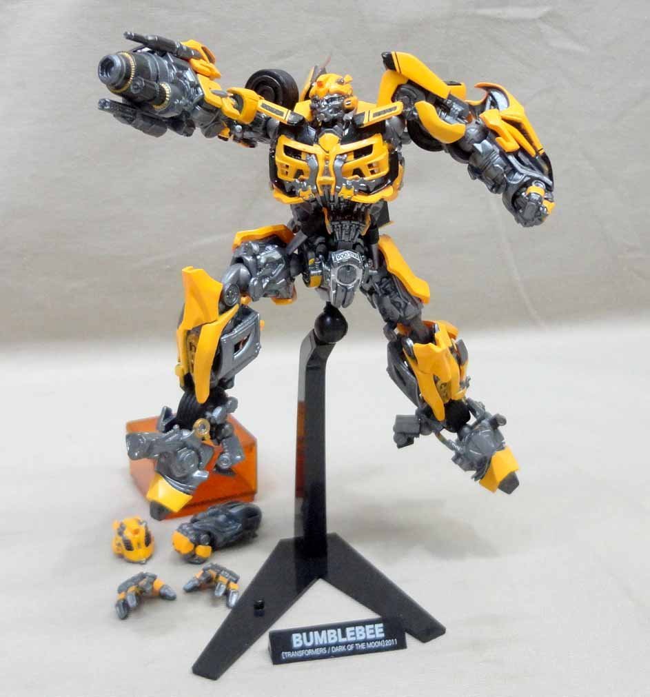 Yahoo!オークション - TF 特撮リボルテック バンブルビー Yahoo!オークション - TF 特撮リボルテック バンブルビー
