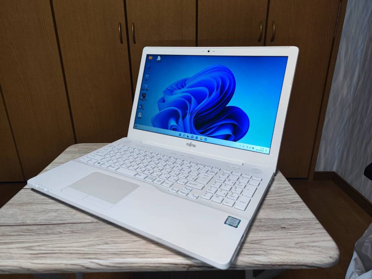 ☆新品SSD☆第7世代i7☆ 富士通 LIFEBOOK AH50/B3 Core i7-7700HQ 8GB