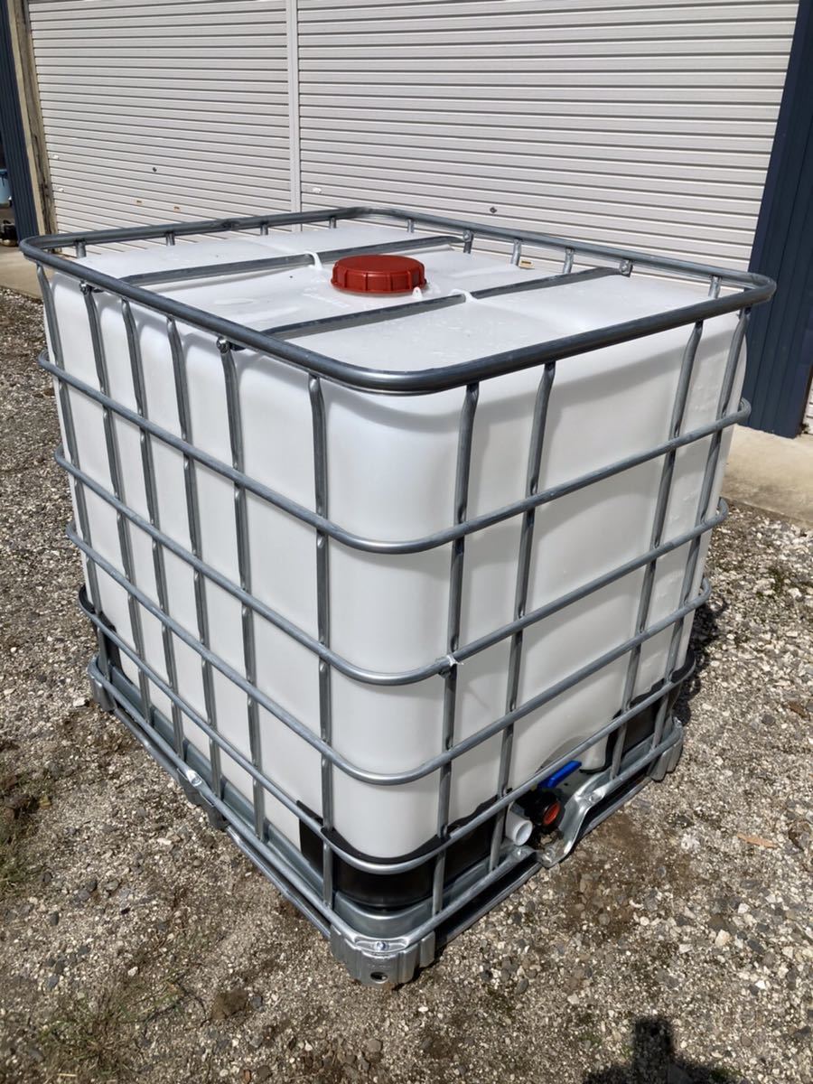 水タンク お引取り限定 貯水タンク 農業用水 ローリータンク ポリタンク 海水貯水防災非常用水 汚水の溜め水 美品 1000リットル