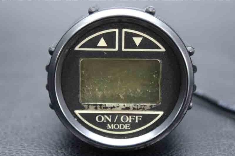 シードゥ 純正 GAUGE-DEPTH for SEADOO BOAT (部品番号 204471157) 中古 [X110-088]_画像5