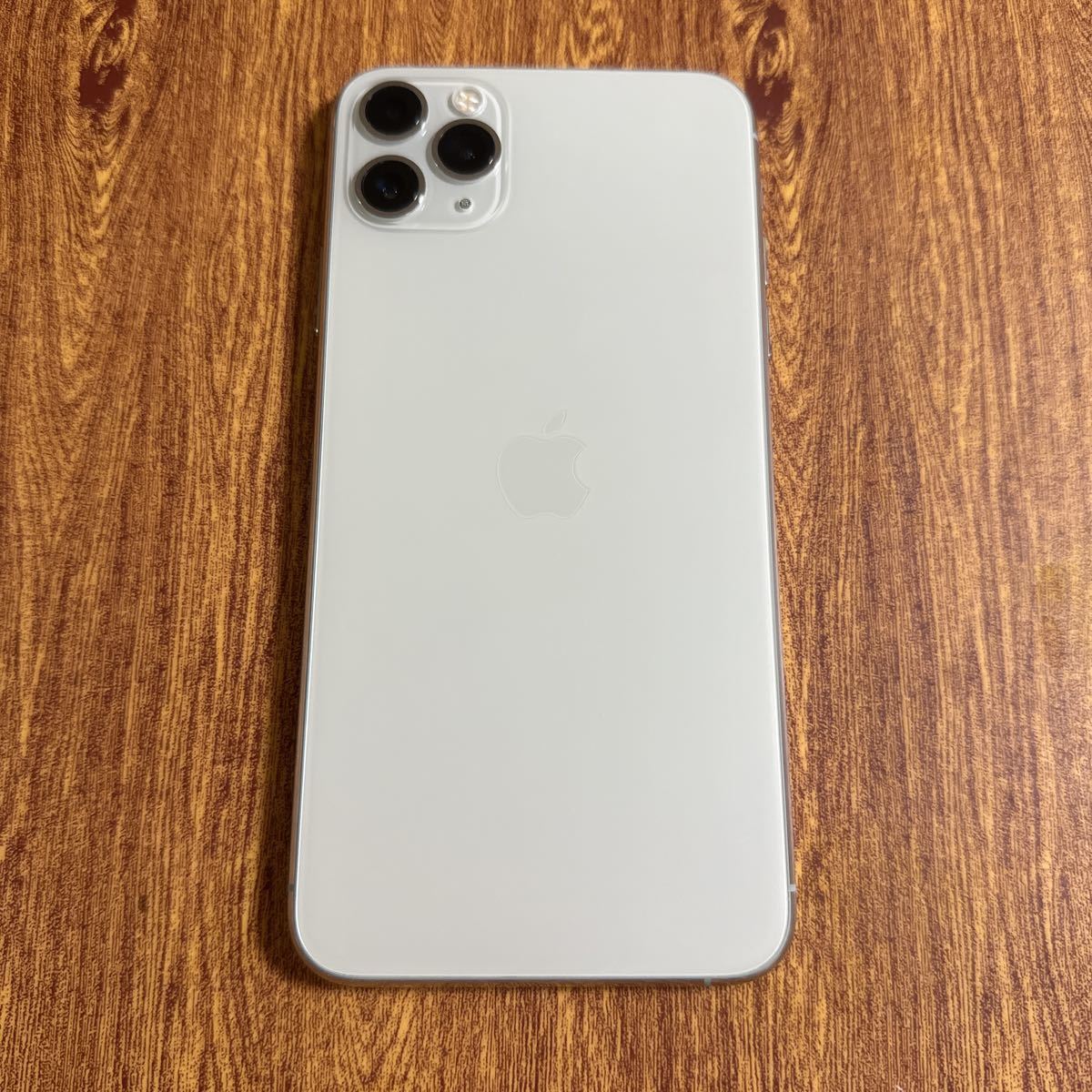 iPhone 11 Pro MAX 256GB SIMロックなし 美品 シルバー