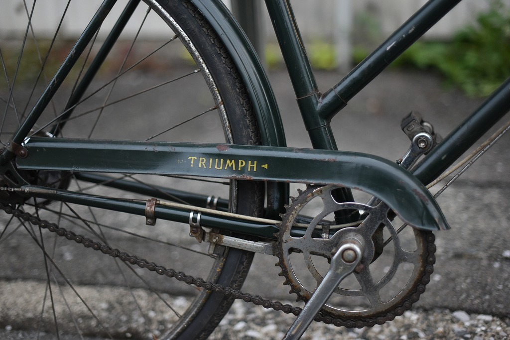 106551 ヴィンテージ 自転車　「TRIUMPH」　トライアンフ 英国製　MADE IN ENGLAND 　英国　アンティーク　ビンテージ イギリス　ENGLAND_画像2