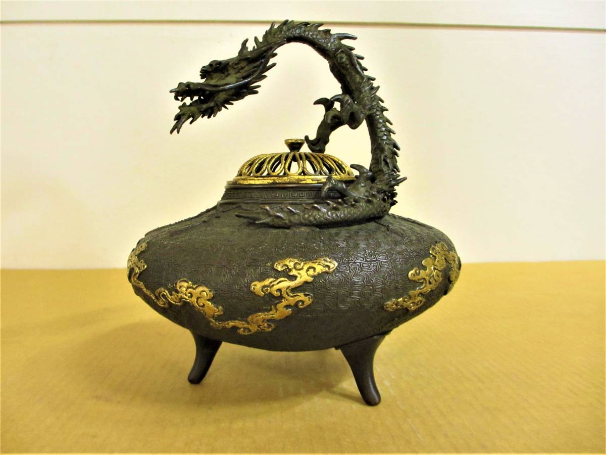 Yahoo!オークション - 雲龍文三つ足香炉 米田秀保作 金銅 精密蝋 Yahoo!オークション - 雲龍文三つ足香炉 米田秀保作 金銅 精密蝋