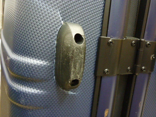WINGS スーツケース 大型 キャリーケース 大容量 ネイビー 紺 鍵、ハンガー、ポーチ付き_画像10