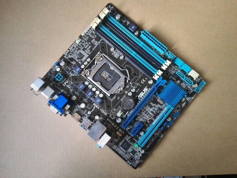美品 ASUS B75M-PLUS マザーボード Intel B75 LGA 1155 Micro ATX