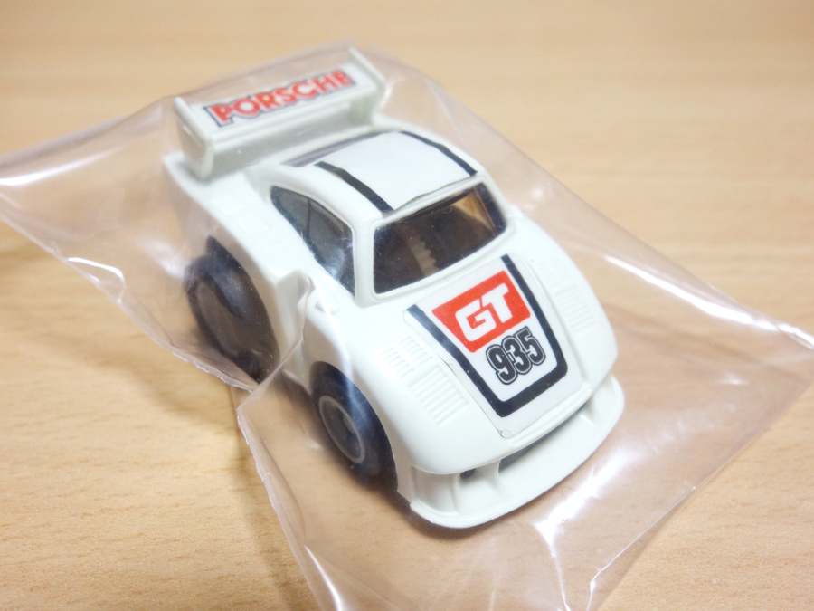 世界的に有名な サーキットチョロQ GT ポルシェ935ターボ 白 大型リアタイヤ 乗用車 世界的に有名な サーキットチョロQ GT ポルシェ935ターボ 白 大型リアタイヤ 乗用車