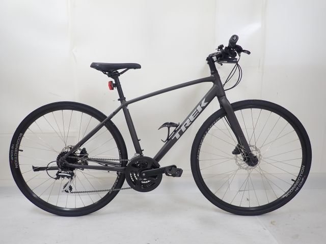 良品】 TREK トレック FX2 Disc クロスバイク 2022年 Mサイズ 配送/直
