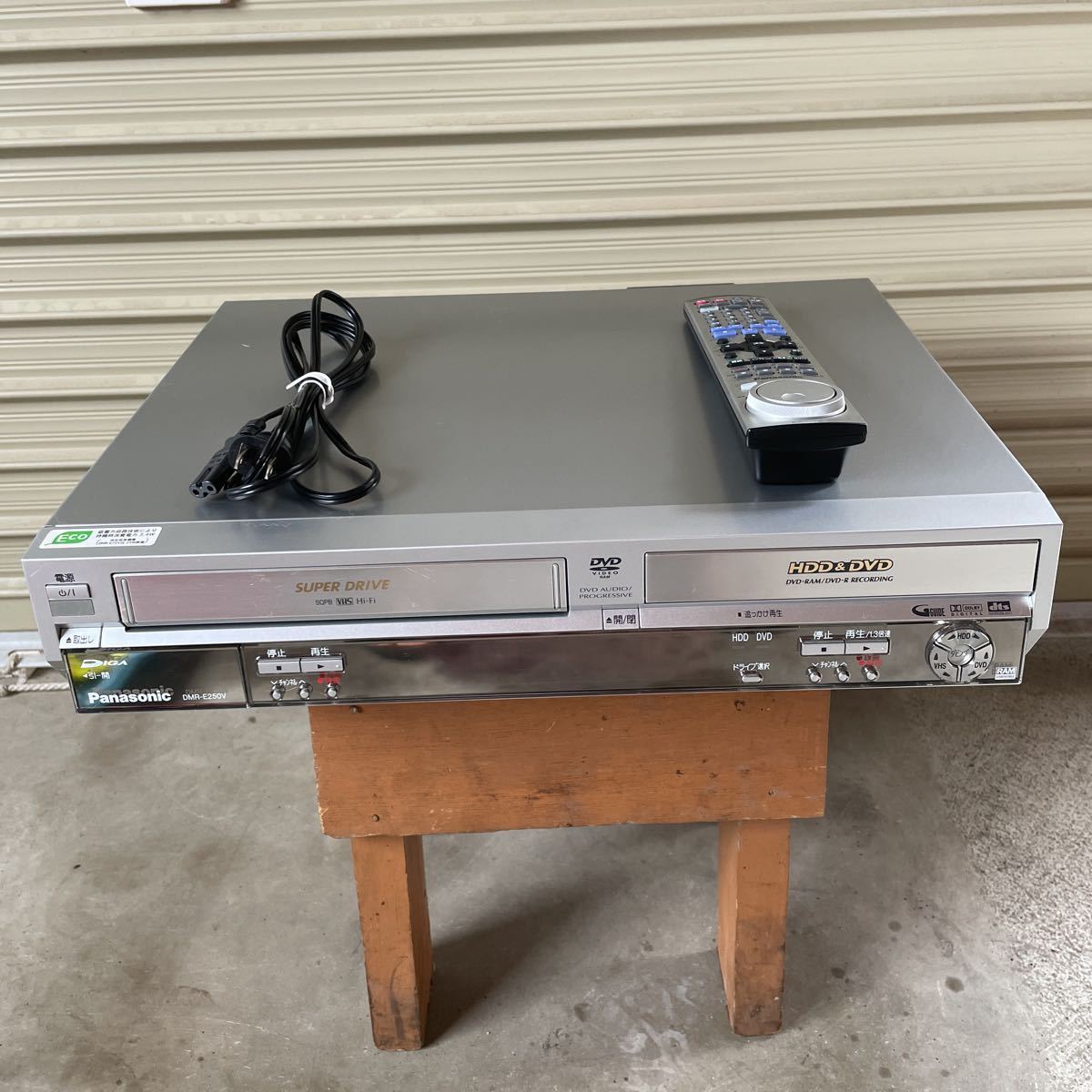 Panasonic DIGA DVDレコーダーDMR-E250V ディーガVHS 【訳あり】 35