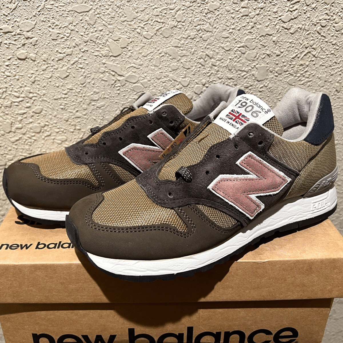 110th記念 NB直営限定 UK製 NEW BALANCE M670SP【The MiUK Surplus Pack】US7.5D 25.5cm 新品イギリス英国製 レザー スエード M1300廉価_画像2