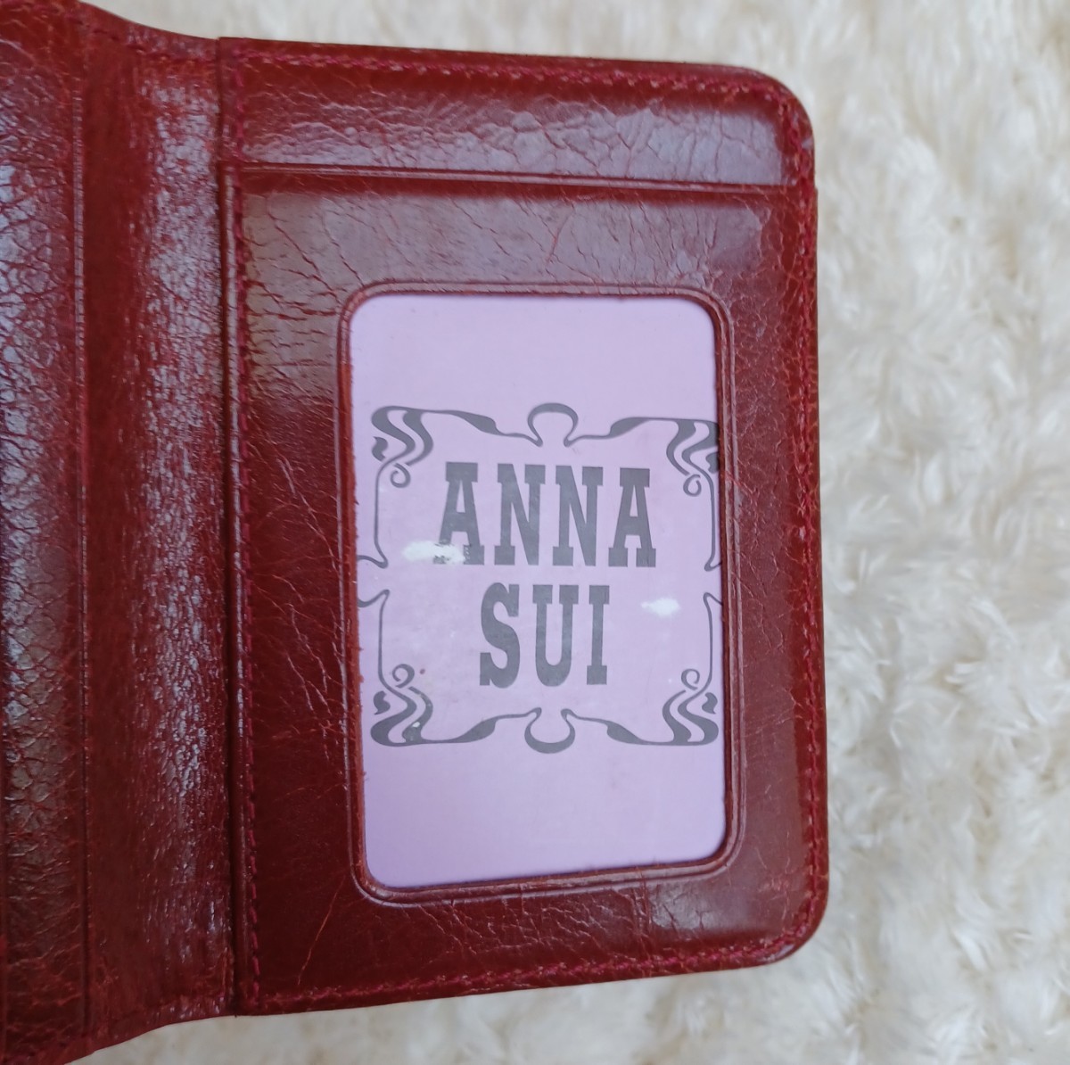 ANNA SUI】 アナスイ バタフライチャーム レザー パスケース ANNA SUI】 アナスイ バタフライチャーム レザー パスケース