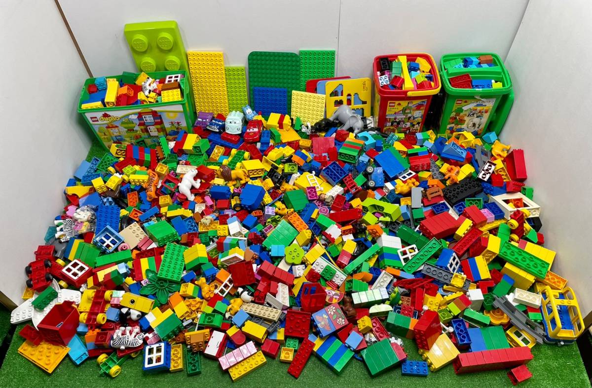 〇52-160 レゴ デュプロ 超大量 まとめて ブロック ディズニー カーズ 人 動物 知育玩具 おもちゃ 基礎版 パーツ フィグ LEGO Duplo_画像1