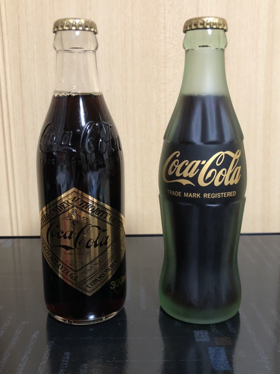 希少 非売品 コカ・コーラ 100周年記念ボトル ゴールドラベル 金蓋 2本セット 中身入り つや消し コレクション 送料込み