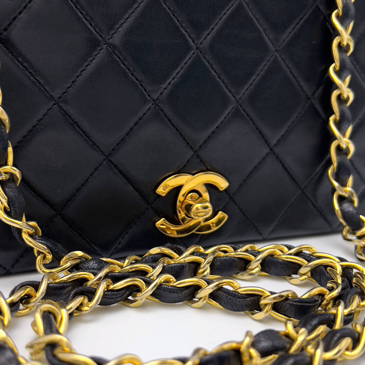 h15◇美品◇ シャネル CHANEL ラムスキン マトラッセ フルフラップ チェーン ショルダーバッグ 黒_画像6