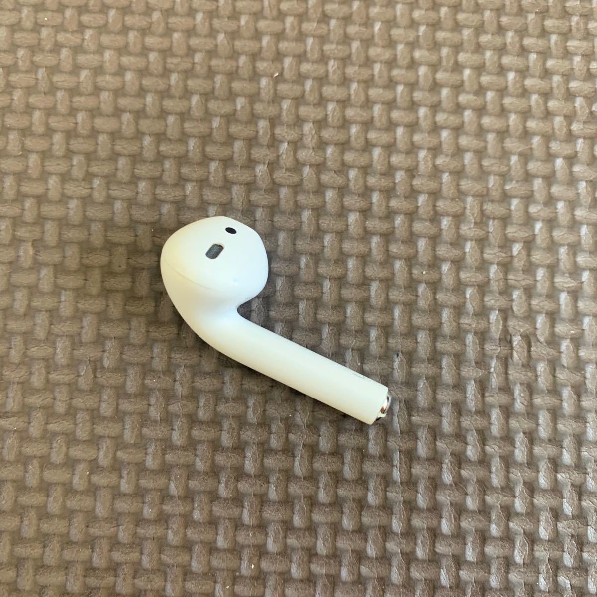  AirPods Apple 正規品　第2世代　左耳　 L片耳　正規品