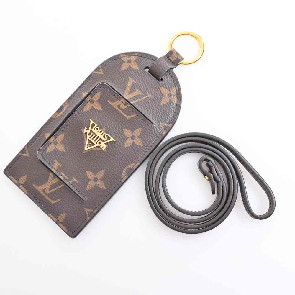 LOUIS VUITTON ルイヴィトン モノグラム ポルトカルト シェイディ