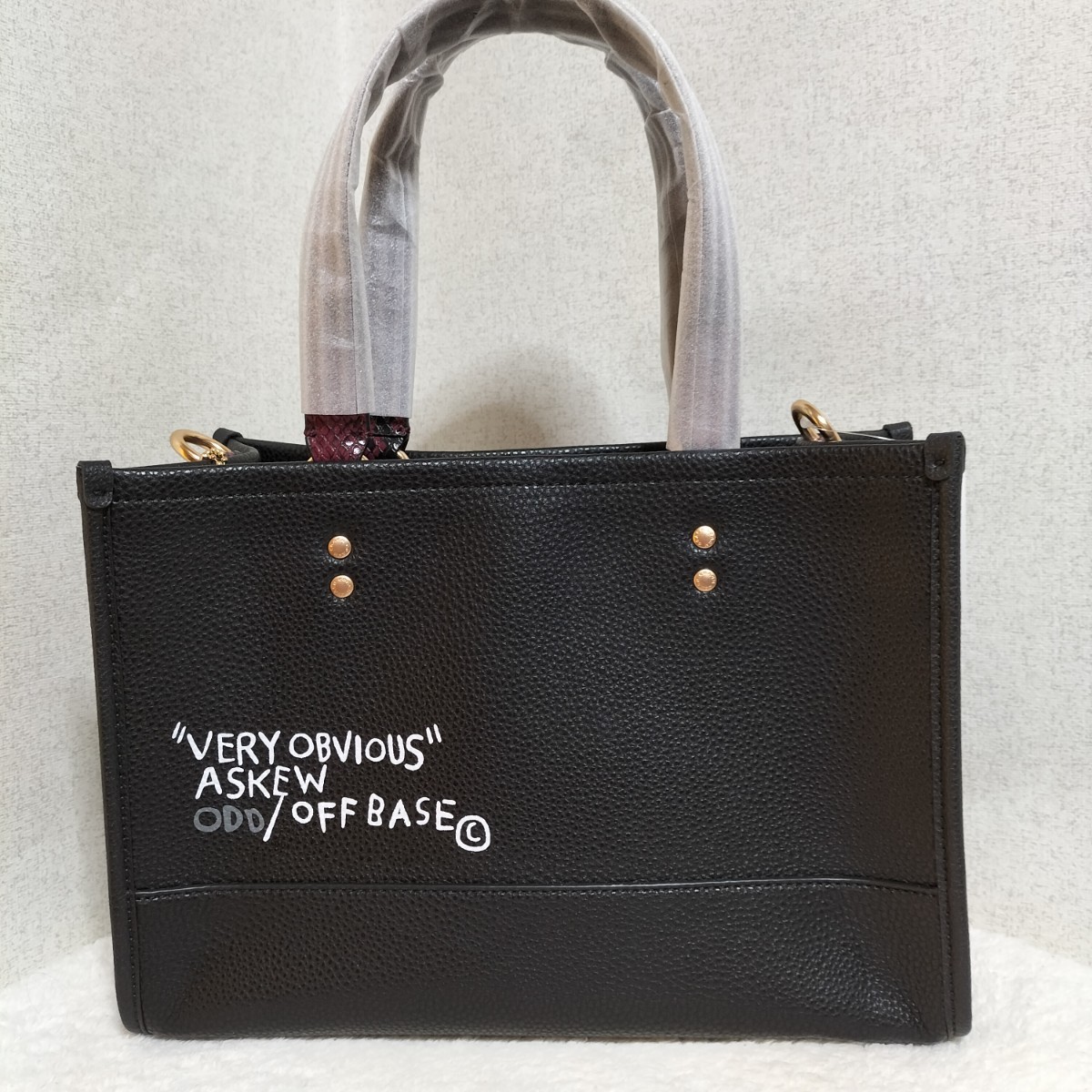 2021秋新作 coach コーチ×バスキア コラボ恐竜 トート 2021秋新作 coach コーチ×バスキア コラボ恐竜 トート