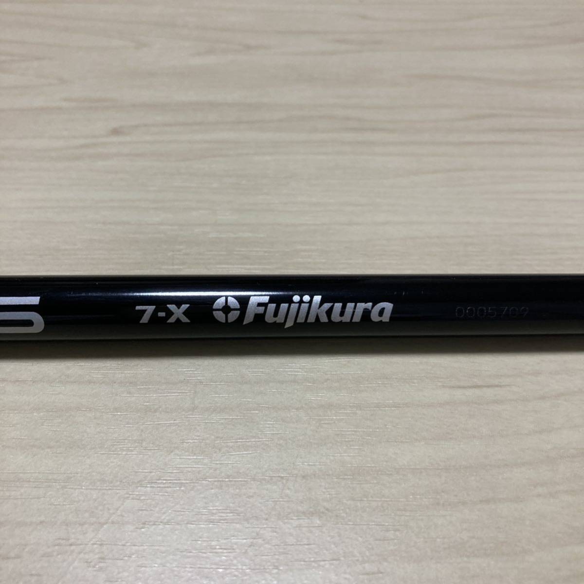 フジクラ ベンタスブラック7X テーラーメイドスリーブ付き-