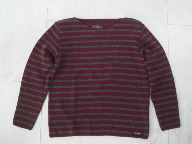*Le minorru rumen wa knitted sweater shoulder button border dark red × gray T1.S*