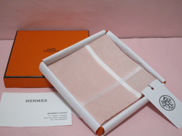 贅沢小物本物 新品 HERMES/エルメス ハンカチーフ/ハンカチ 《ジャカードH