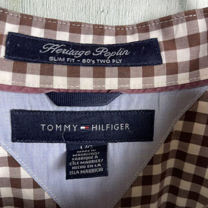 セール大得価】 TOMMY HILFIGER - 90's トミーヒルフィガー ロゴ刺繍