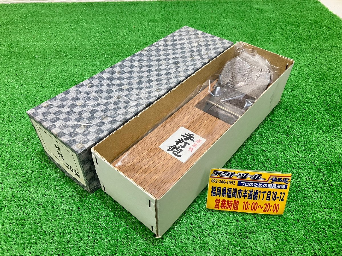 Yahoo!オークション - 【未使用】 鉋 「 神門 」 70mm 寸八 Yahoo!オークション - 【未使用】 鉋 「 神門 」 70mm 寸八