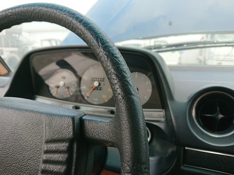 [psi] Mercedes Benz W123 Medium-class 300D steering wheel S53 year 