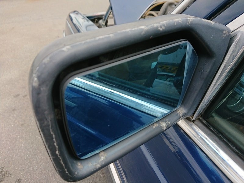 『psi』 メルセデスベンツ Ｗ123 ミディアムクラス 300Ｄ 左ドアミラー メッキ S53年式 左ハンドル車_画像4