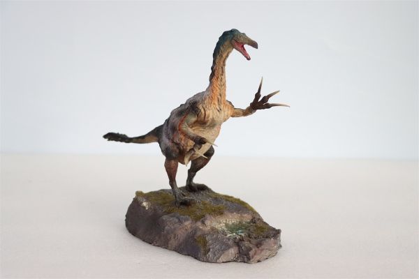 HAOLONGGOOD 1/35 サイズ テリジノサウルス 肉食 恐竜 リアル 科学 フィギュア PVC プラモデル おもちゃ 模型 プレゼント 完成品 ホワイト_画像7