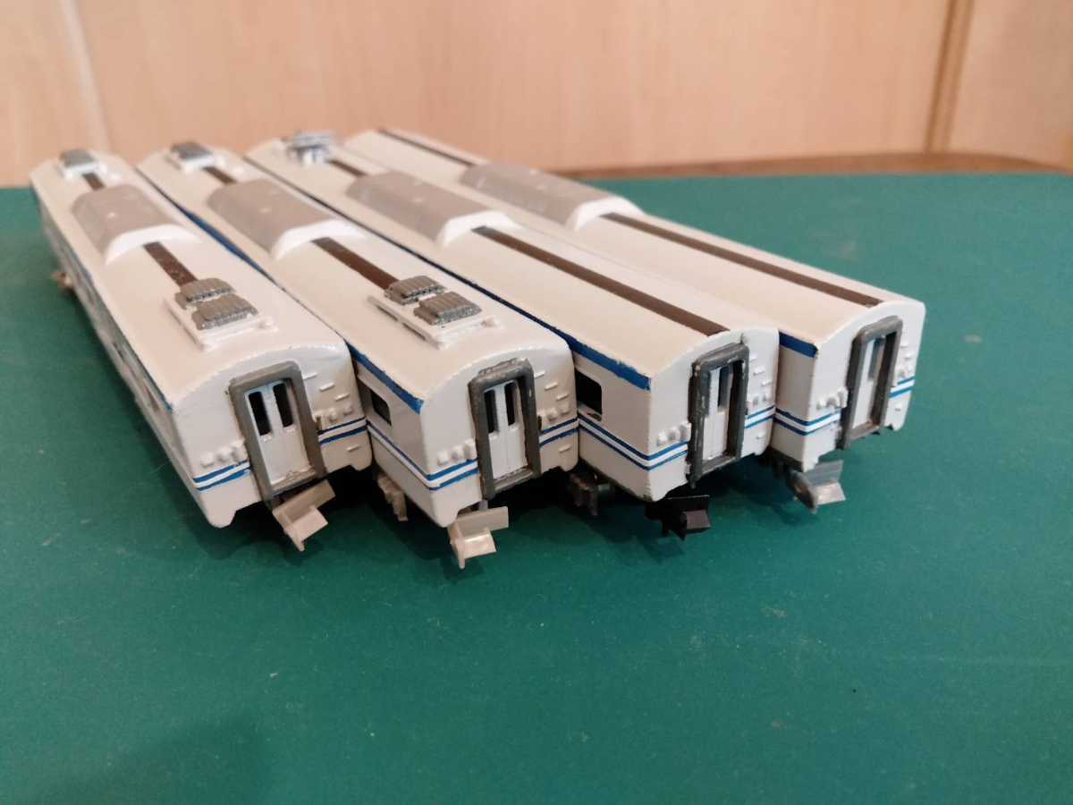 台湾 鉄道模型(Nゲージ)emu400タイプ通勤電車 4両セット 鉄道模型 台湾 鉄道模型(Nゲージ)emu400タイプ通勤電車 4両セット 鉄道模型
